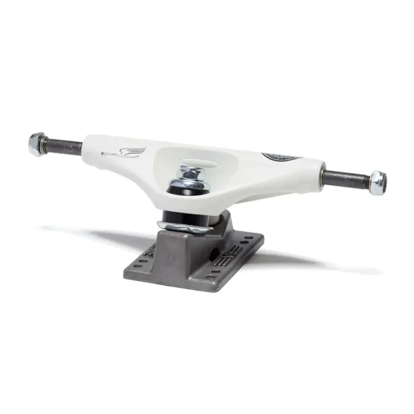 Venture V8 Bob Worrest Trucks 5.2 Hi